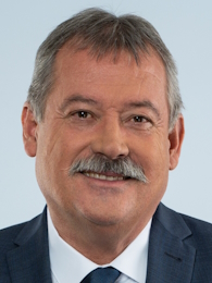 V. Németh Zsolt